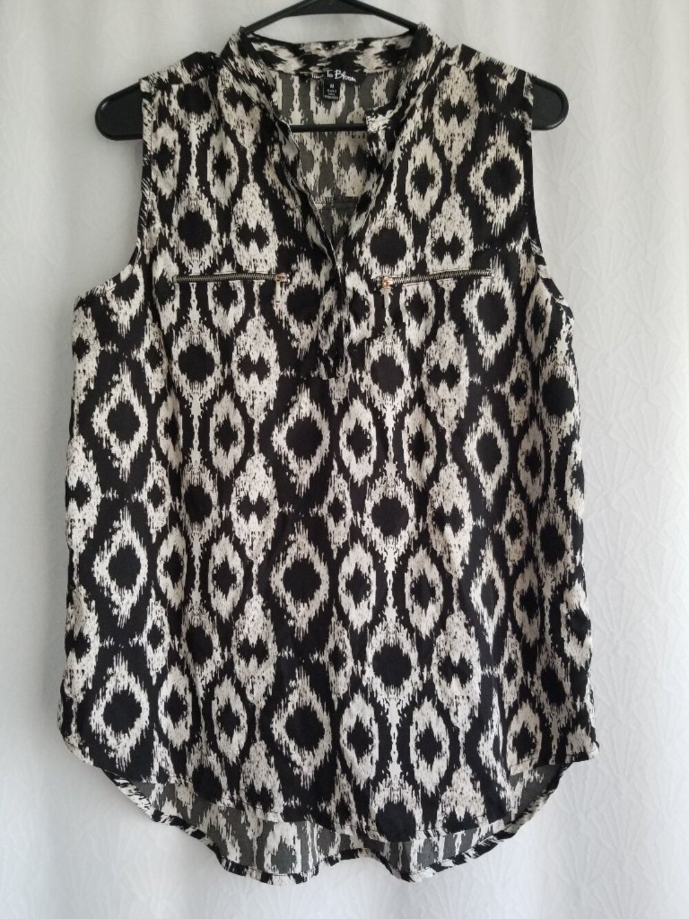 Time to Bloom Aztec Geometric Sleeveless Blouse Medium